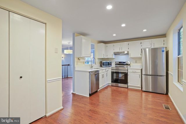 12163 FLAG HARBOR DR, Germantown, MD 20874