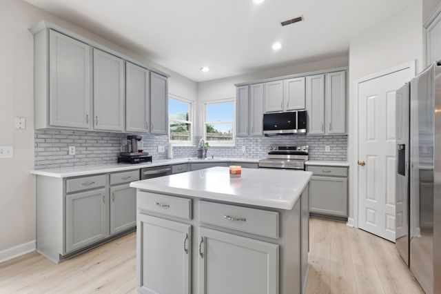 3201 Quiet Tree Grv, Old Hickory, TN 37138