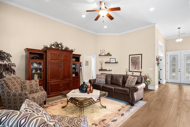 207 Minnow Ln., Murrells Inlet, SC 29576
