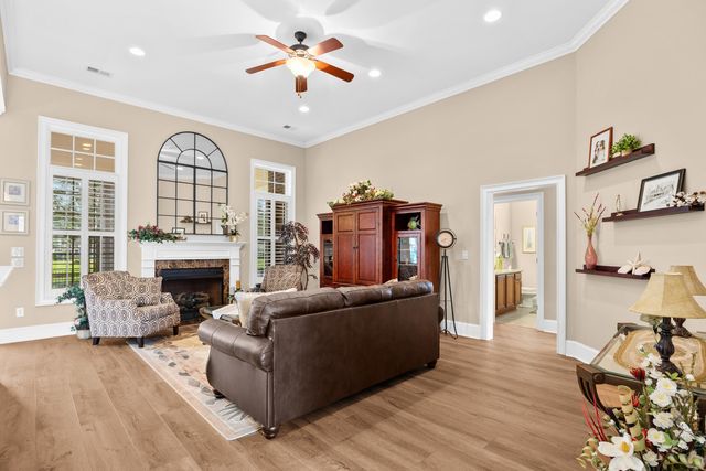 207 Minnow Ln., Murrells Inlet, SC 29576