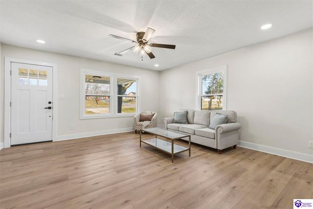 3430 Hodgenville Road, Elizabethtown, KY 42701