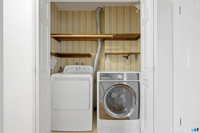 136 Hoyts Hill, Bethel, CT 06801