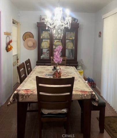 913 Cherry Hills Drive, Bakersfield, CA 93309