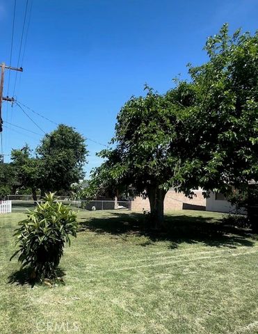 913 Cherry Hills Drive, Bakersfield, CA 93309