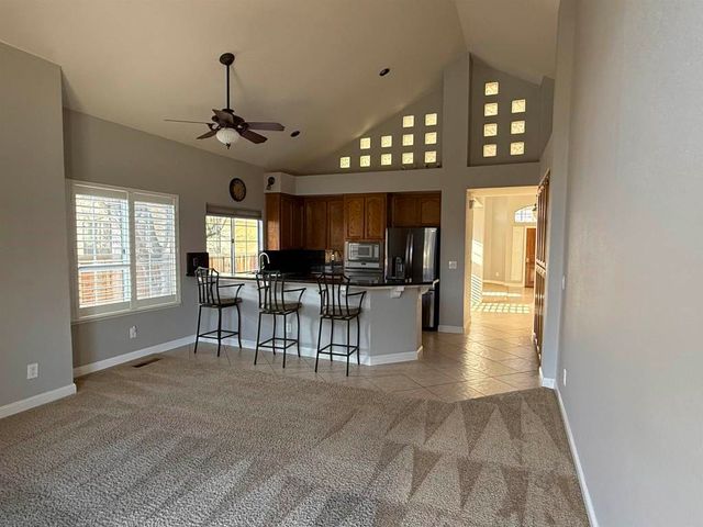 3074 Boardwalk St, Pleasanton, CA 94588