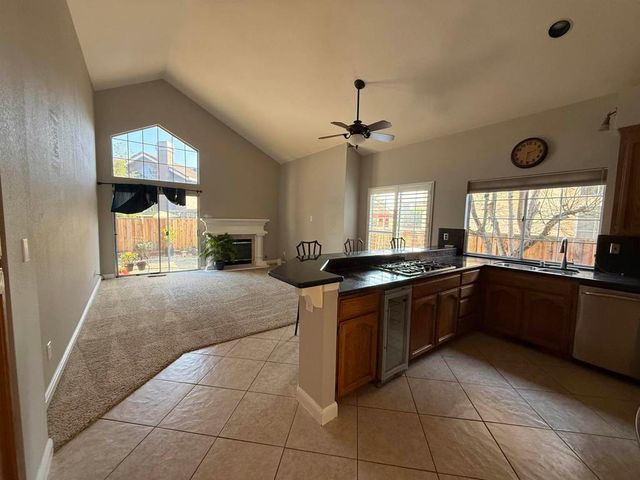 3074 Boardwalk St, Pleasanton, CA 94588