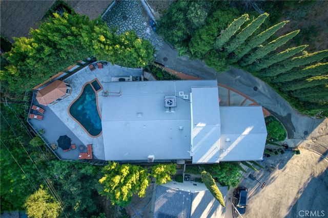 7796 Skyhill Drive, Los Angeles, CA 90068