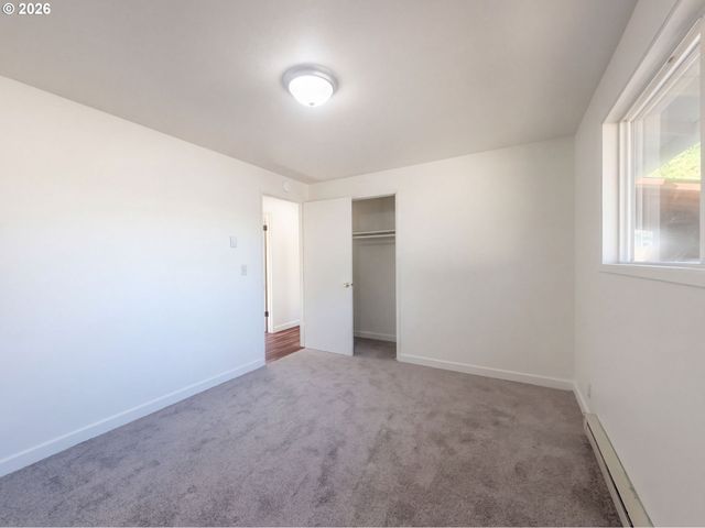 324 N 5TH St, St Helens, OR 97051