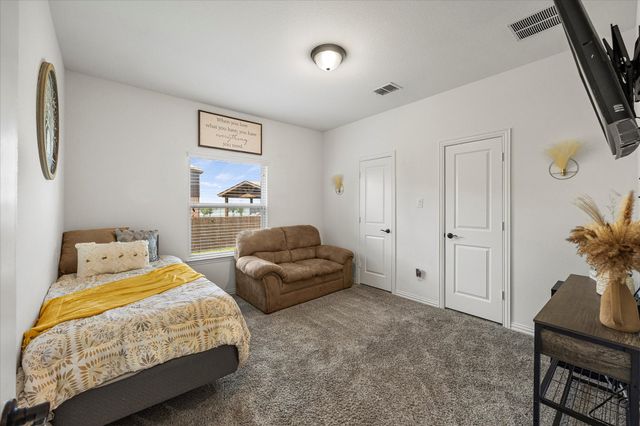 4306 Gulls Landing Circle, Garland, TX 75043