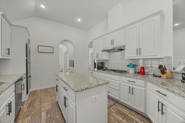 4306 Gulls Landing Circle, Garland, TX 75043