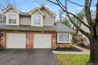 858 Whisperwood Trail, Fenton, MI 48430