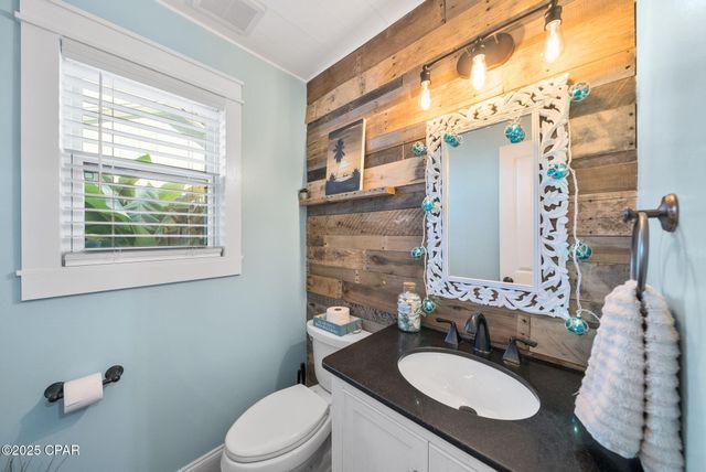 508 Krystal Lane, Lynn Haven, FL 32444