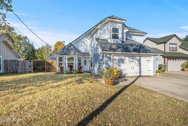 508 Krystal Lane, Lynn Haven, FL 32444