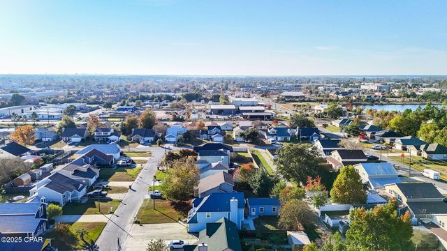 508 Krystal Lane, Lynn Haven, FL 32444