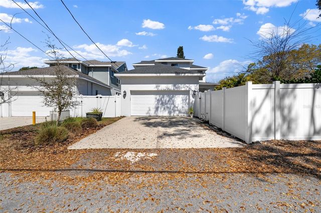 4500 2ND AVENUE N, St Petersburg, FL 33713