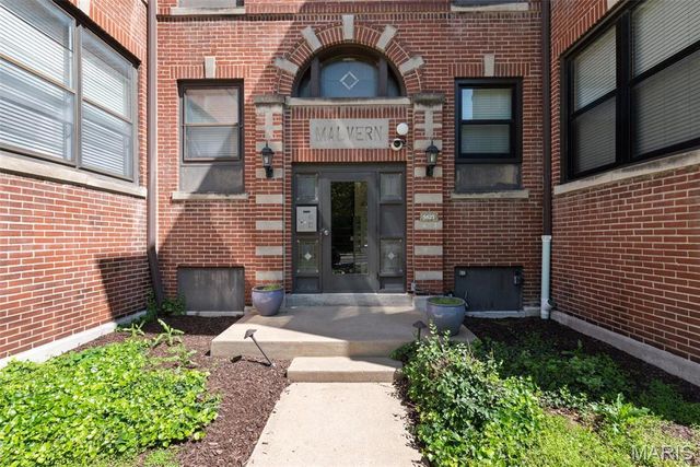 5621 Pershing Avenue 21, St Louis, MO 63112
