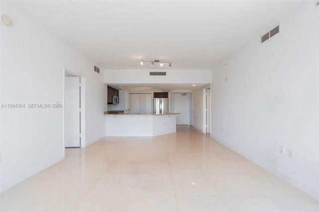 20000 E Country Club Drive 1109, Aventura, FL 33180