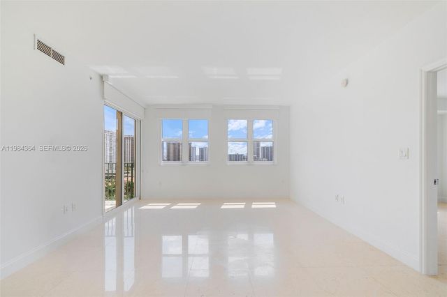 20000 E Country Club Drive 1109, Aventura, FL 33180