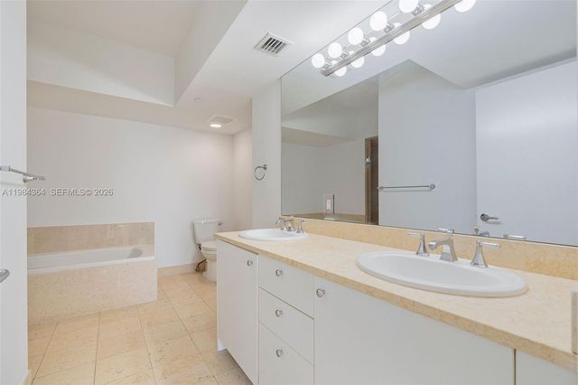 20000 E Country Club Drive 1109, Aventura, FL 33180