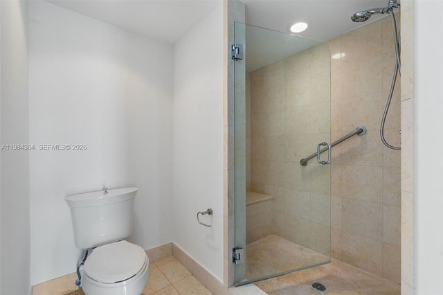 20000 E Country Club Drive 1109, Aventura, FL 33180