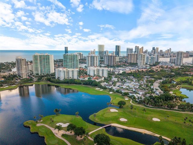 20000 E Country Club Drive 1109, Aventura, FL 33180