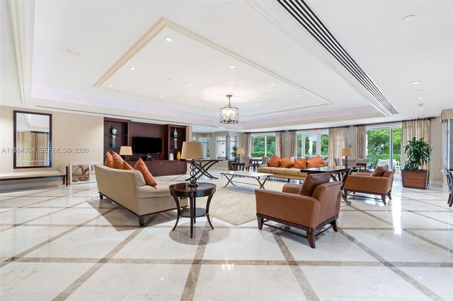 20000 E Country Club Drive 1109, Aventura, FL 33180