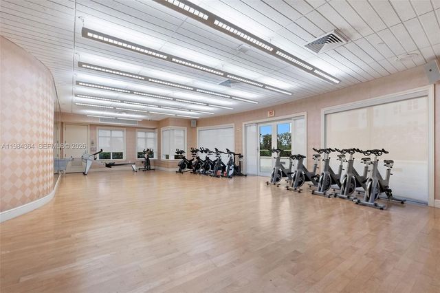 20000 E Country Club Drive 1109, Aventura, FL 33180