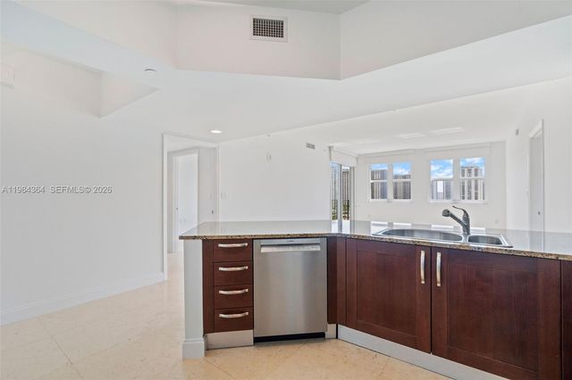 20000 E Country Club Drive 1109, Aventura, FL 33180