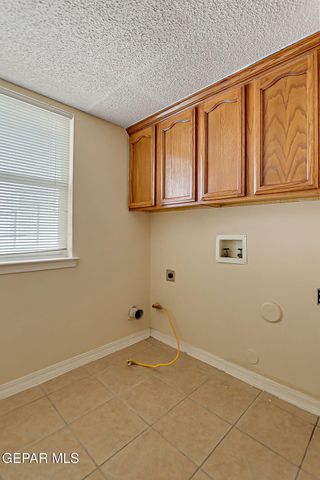 1513 PRICKLEY PEAR Drive, El Paso, TX 79912