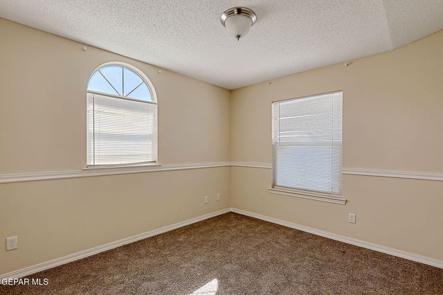 1513 PRICKLEY PEAR Drive, El Paso, TX 79912