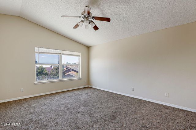 1513 PRICKLEY PEAR Drive, El Paso, TX 79912