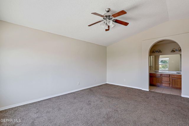 1513 PRICKLEY PEAR Drive, El Paso, TX 79912