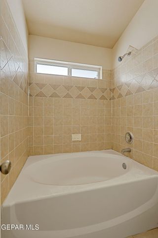 1513 PRICKLEY PEAR Drive, El Paso, TX 79912