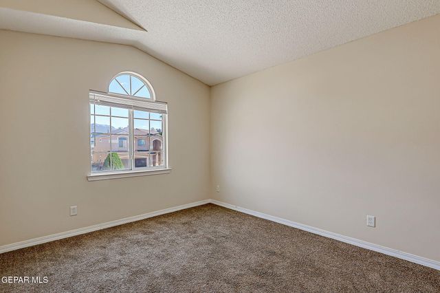 1513 PRICKLEY PEAR Drive, El Paso, TX 79912