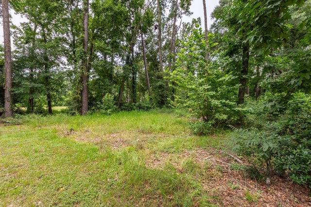 135 Jeb Stuart Lane, Conroe, TX 77302