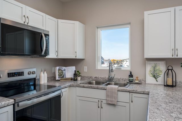 3120 Noble Drive, Mankato, MN 56001