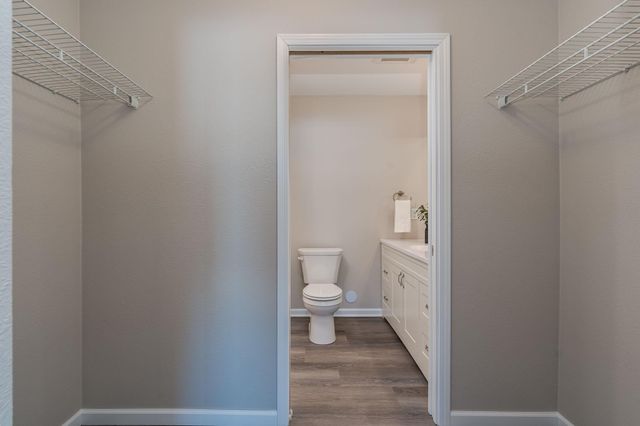 3120 Noble Drive, Mankato, MN 56001