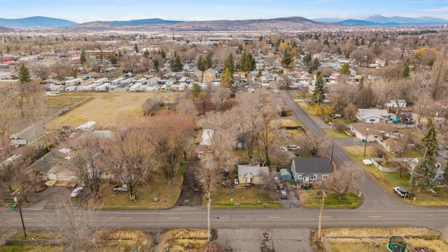2118 Wiard Street, Klamath Falls, OR 97603