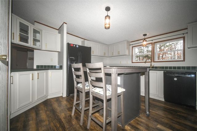 1082 Boulder Circle, Kansas, OK 74347