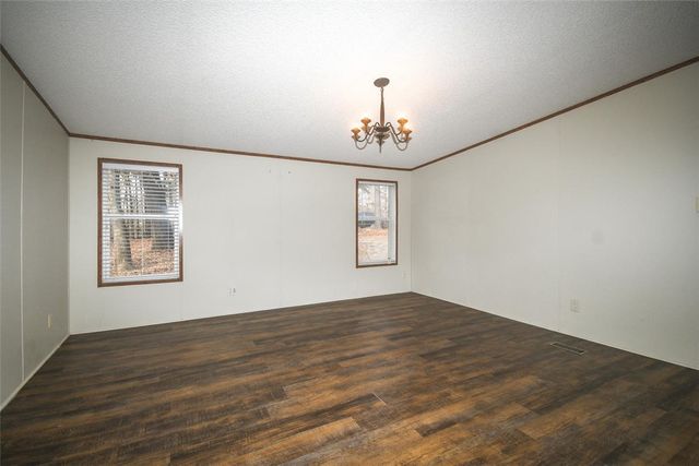 1082 Boulder Circle, Kansas, OK 74347