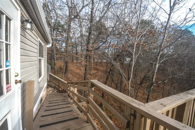 1082 Boulder Circle, Kansas, OK 74347