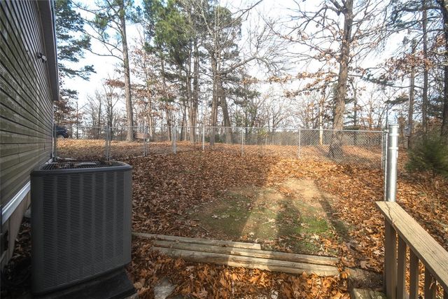 1082 Boulder Circle, Kansas, OK 74347