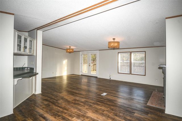 1082 Boulder Circle, Kansas, OK 74347