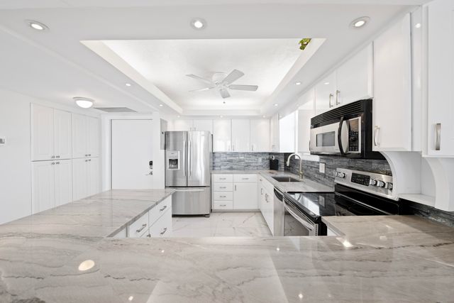 3100 NE 49th Street 601, Fort Lauderdale, FL 33308