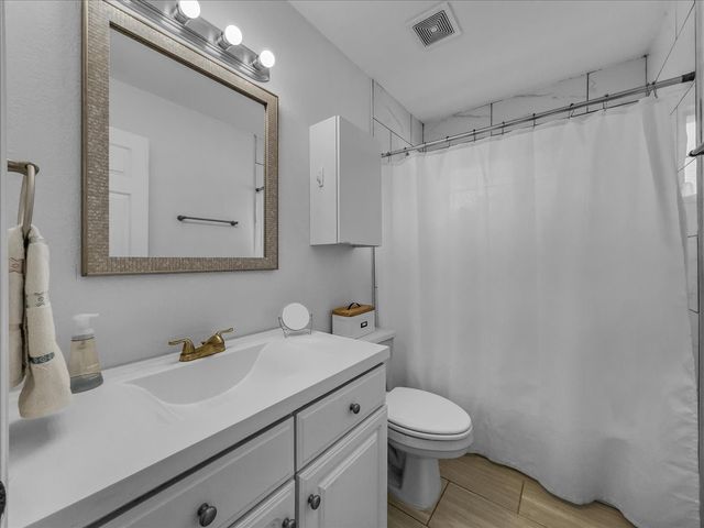 6206 Hidden Springs Lane, Garland, TX 75044