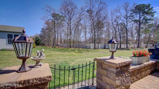 15 Crooked Stick Road, Jackson, NJ 08527