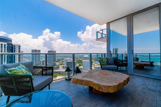 851 NE 1st Ave 3511, Miami, FL 33132