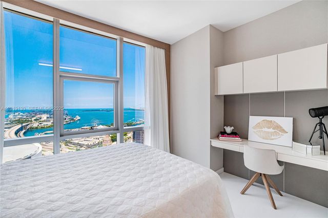 851 NE 1st Ave 3511, Miami, FL 33132