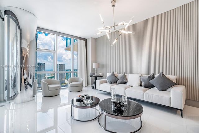 851 NE 1st Ave 3511, Miami, FL 33132