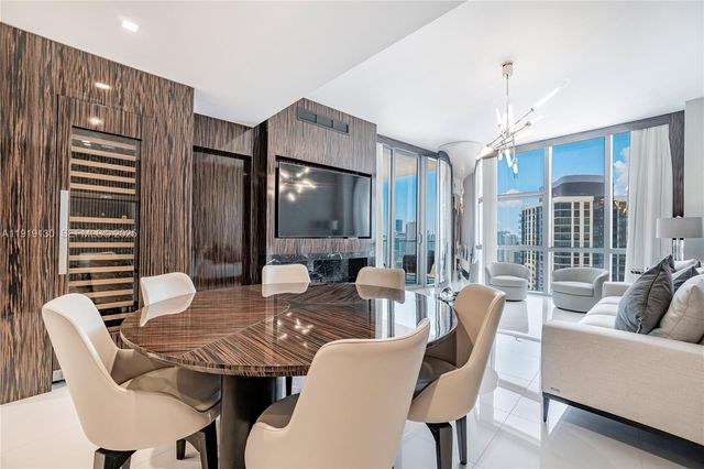 851 NE 1st Ave 3511, Miami, FL 33132